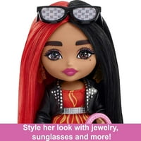 Barbie lutka ekstra Mini s crvenom i crnom kosom u haljini s vatrenim printom i moto jakni s dodacima